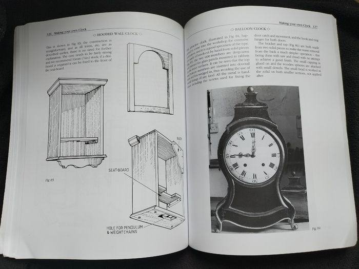 B00K_Wooden Clock Cases