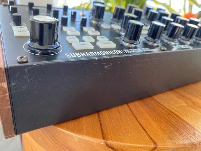 Moog Subharmonicon