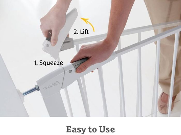 Munchkin Maxi Secure Stair Gate 76-82cm Extra Wide Baby Gate - Brand New Sealed
