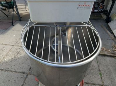 Kaneco Spiral Mixer 30L  12kg Flour Capacity  Pr