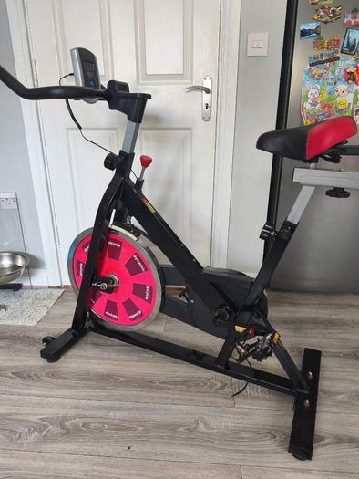 Exercise spin bike