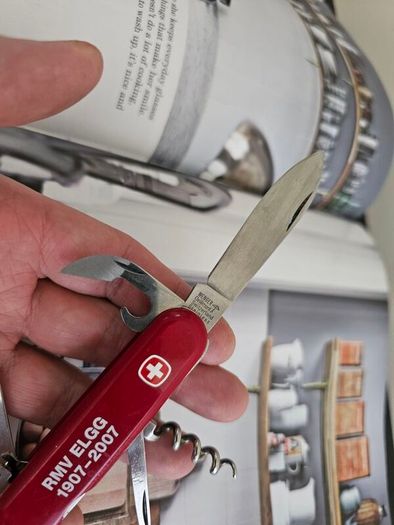Vintage Wenger Commander Retired 85mm Swiss Army Knife Rare Collectable