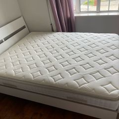 2x Harvey Norman Mattresses King Size (150x200) Excellent Condition