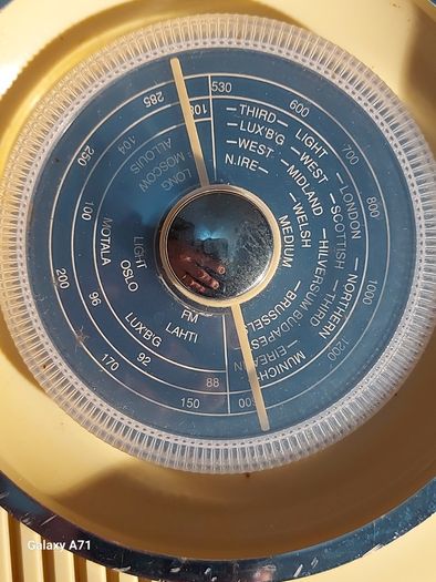 BUSH ANTIQUE RADIO, Model TR82, Working Perfect and in excellent condition