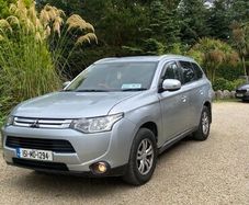 Mitsubishi Outlander 2015