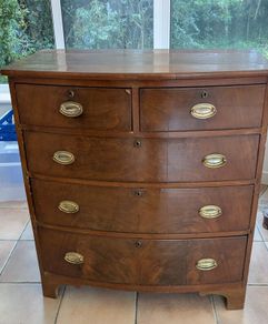 Bow fronted chest of drawers