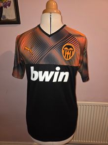 Valencia 2019/20 Away Jersey - Medium size