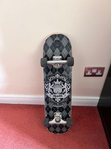 Freestyle Complete Skateboard