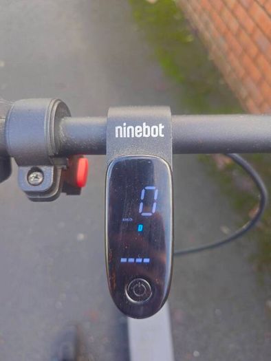 Ninebot by Segway Kickscooter F25E II Electric Scooter