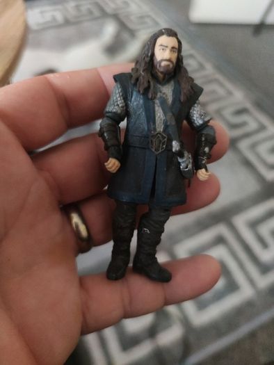 THORIN OAKENSHIELD Figure The Hobbit An Unexpected Journey