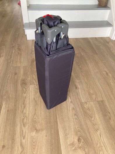 Travel cot