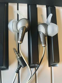 BOSE QC20 earphone (re-cable mortified)