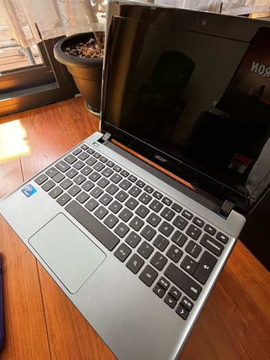 ACER Chromebook Portable Laptop 13"