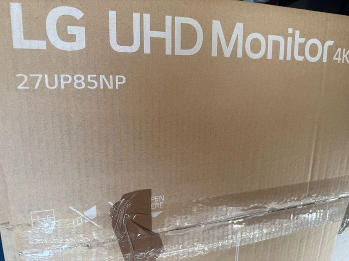 Lg 27 inch 4k monitor 27UP85NP
