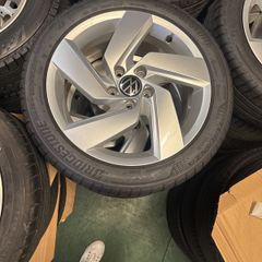 Genuine VW Golf GTE alloys with tyres