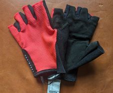 cycling gloves / mitts van rysel