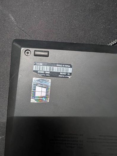 Laptop Lenovo ThinkPad T14 Gen 2 | i7, 16GB RAM, 512GB SSD | Excellent Condition!
