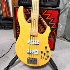 Swan Alpha Fretless