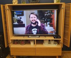 Oak slat slatted design tv unit