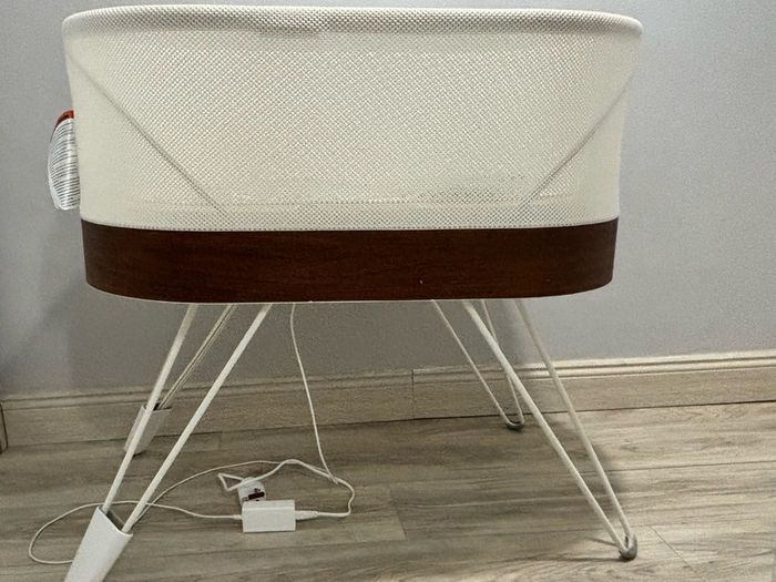 Snoo Smart Baby Bassinet Happiest Baby