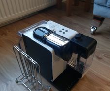 coffee machine and pod holder