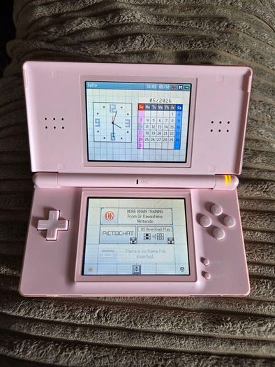 Nintendo DS Lite Bundle