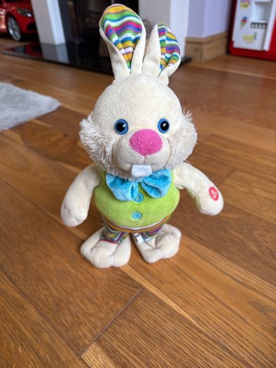 Dancing bunny