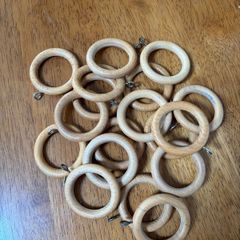 curtain pole rings