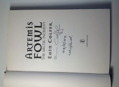 Artemis Fowl The Artic Incident Signed Hardback 1st Edition