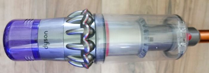 Dyson V15 - (SV22) Detect vacuum (Iron - Nickel) Powerful, intelligent cordless vacuum - in Iron and Nickel (Up to 60 minutes run time)