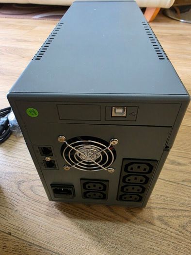 Socomec Netys Pe 2000va 1200w Ups Npe-2000-lcd Untested