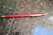 Wine coloured Cross pen