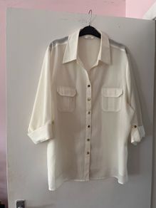 Boxy cream shirt