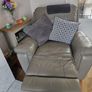 2 recliner chairs Image 3
