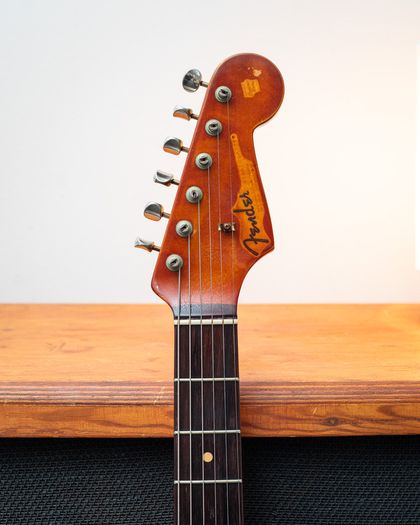 Fender Custom Shop Limited Edition 1961 STRAT RELIC 8 of 12 2000 - Gold (applied over a Sonic Blue base)