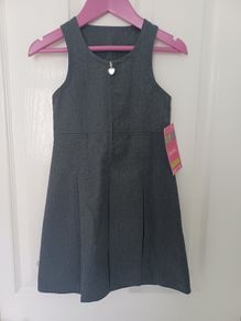 New Girls Pleated Pinafore Age 4