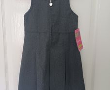New Girls Pleated Pinafore Age 4