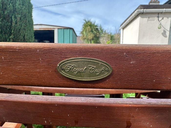 Garden table & chairs
