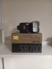 Nikon SB700 speedlight