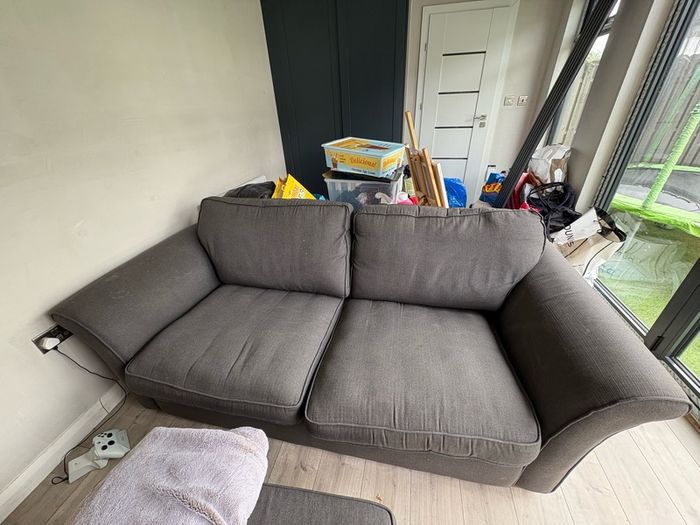 50 euro & Free Comfortable Couch