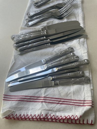 Newbridge stainless steel cutlery kings pattern