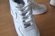 air force 1 runners size 6 (worn once)