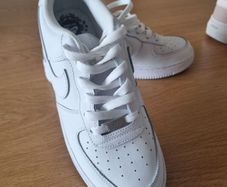 air force 1 runners size 6 (worn once)