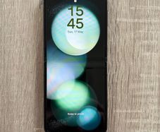 Samsung Galaxy Z Flip 5 256GB Dual SIM + eSIM | Mint Condition | Boxed