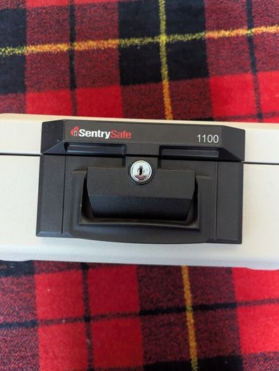 sentry security 1100 fire chest. price reduced