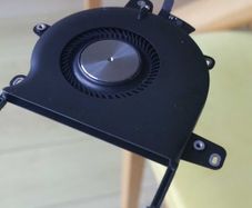 Macbook Pro A1989 A1706 Fan Apn: 610-00146-a Model No: Cc020k02c