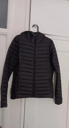 Fitted Black Puffer Jacket