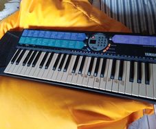 Yamaha Keyboard