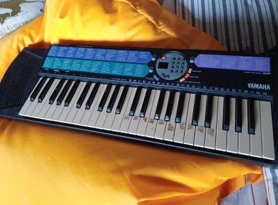 Yamaha Keyboard