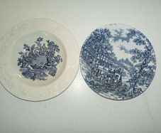 Vintage Blue and White Small Dessert  Bowls 4 euro each